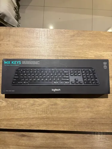 Teclado Logitech MX keys