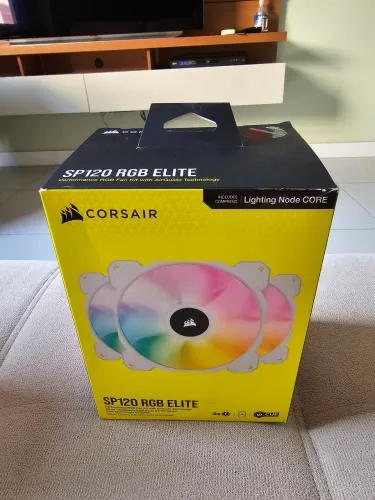 Kit 3 fans Corsair SP120 - brancas - com Lighting Node