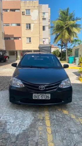 Toyota Etios XS Sedan 1.5 Flex 16V 4P Mec. 2013