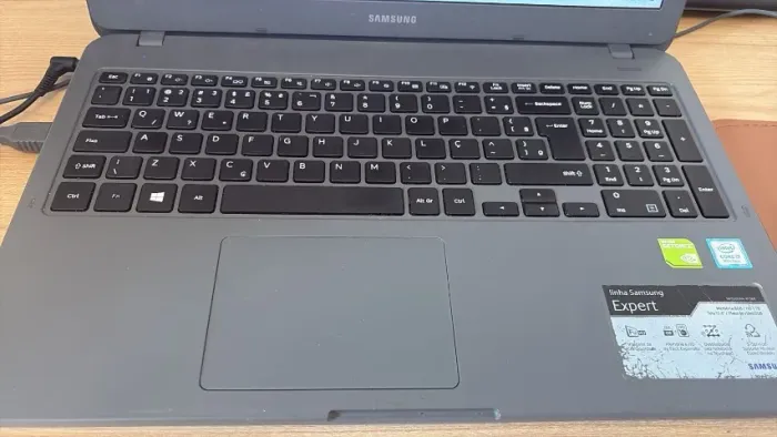 Samsung Expert X50 (NP350XAA-XF3BR)