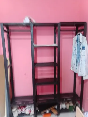 Guarda roupa closet 250 , não entrego.