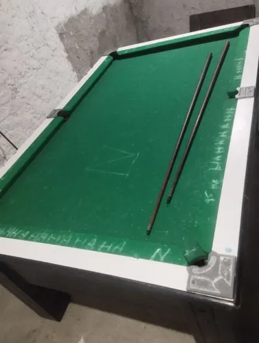Vende-se sinuca 2.200$