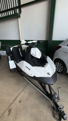 Jetski Spark 2015 - 105 horas 