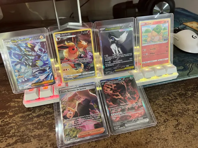 Combo de Cartas Pokemon 30% abaixo da liga