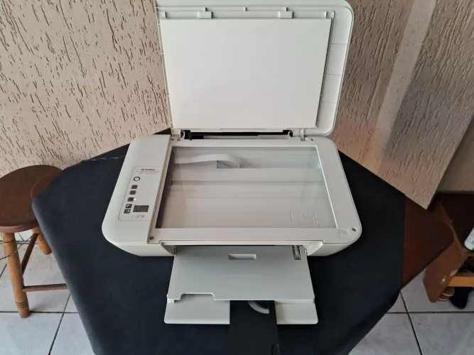 Multifuncional HP Deskjet advantage 2546
