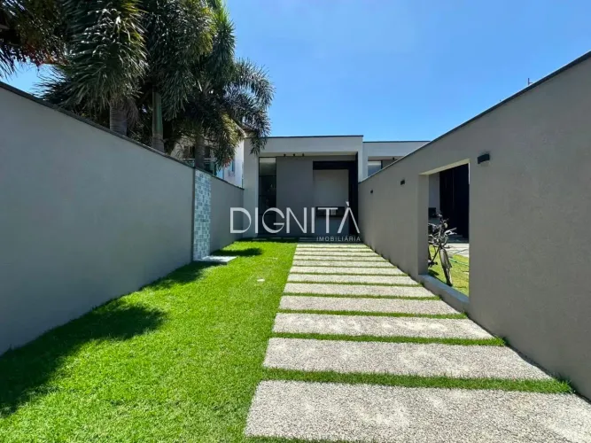 Casa Plana com Fachada Moderna 2 Suítes e Acabamentos Premium