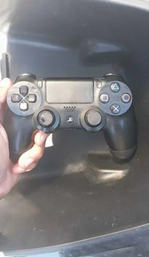 Vendo controle de PS4 ORIGINAL