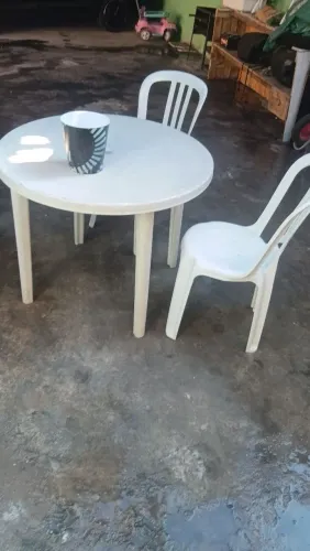 Mesa c 2 cadeiras