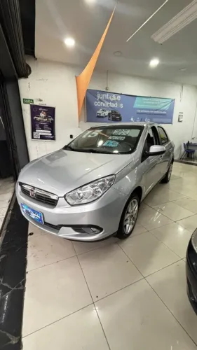Fiat Grand Siena Essence Dual. 1.6 Flex 16V 2015