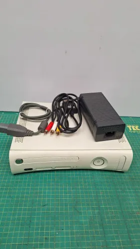Xbox 360 fat com defeito