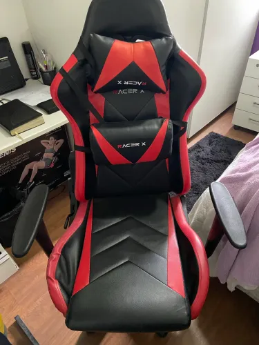 Vende se 2 cadeiras de sala e 1 cadeira escritório 