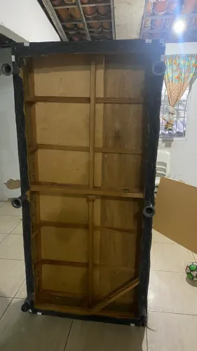 Vendo base de cama box solteiro 