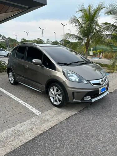 Honda Fit Twist 1.5 Flex 16V 5P Mec. 2014