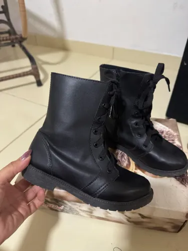 Bota infantil número 31