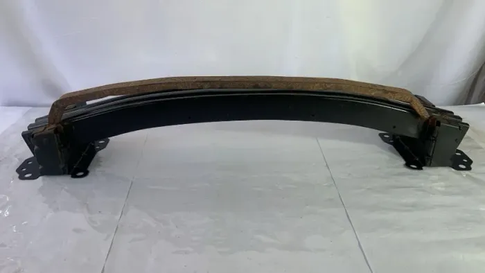 Dodge Journey 2012/2016 Dianteiro  PERFEITO ESTADO Peça: alma para choque dianteiro 