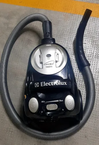 ASPIRADOR DE PÓ ELECTROLUX EASYBOX 1600W