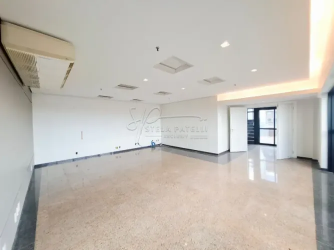 Cobertura de 274m² em prédio comercial para locação - Alto da Boa Vista