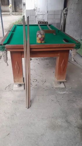 Vendo sinuca barato, pra sair rápido $ 2,200