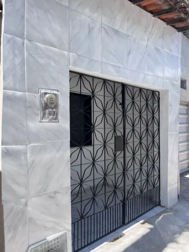 Casa no João XXIII - Excelente Localização na Av. Heribaldo Costa