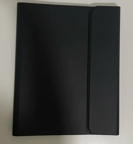Capa para tablet com teclado