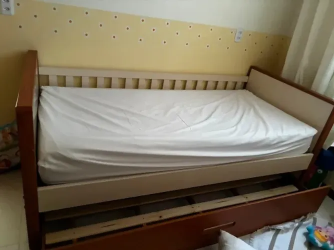 Cama + Bicama - Produto em ótimo estado de conservação