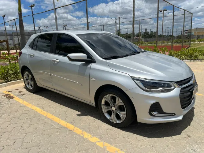 Chevrolet Onix Hatch Premier 1.0 12V TB Flex Aut. 4P 2021