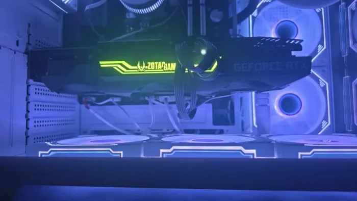 RTX 3080 Zotac GAMING 10 GB. Aceito trocas em outras placas