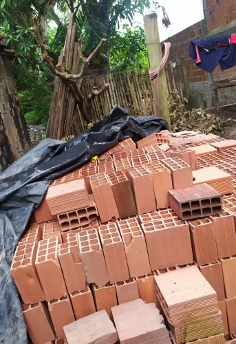 1 Milheiro de tijolos de oito furos