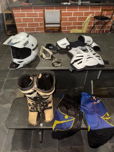 Equipamentos para trilha