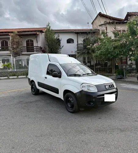 Fiat Fiorino Furgão Work. Hard 1.4 Flex 8V 2P 2017