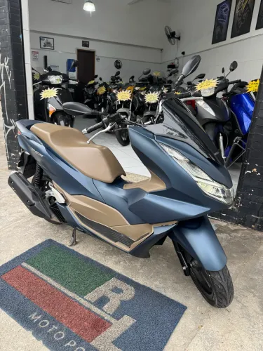 PCX 160 DLX 2023 baixo km