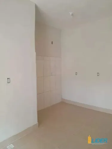 COMODO para aluguel, 1 quarto, Santa Mônica - Uberlândia/MG