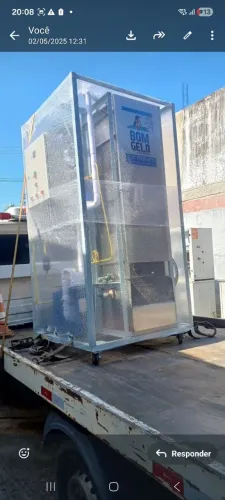 Maquina de gelo em escamas