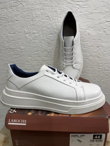 Tênis casual Laroche