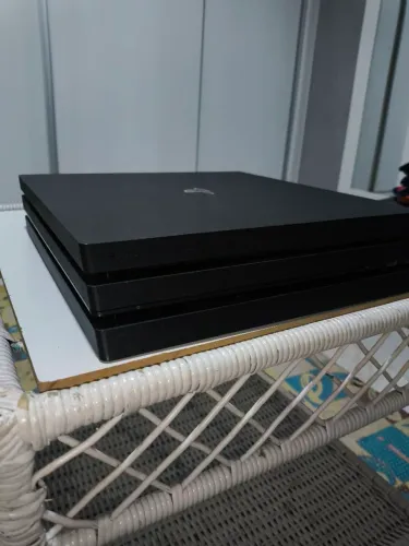 Playstation 4 Pro 1TB