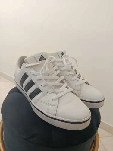 Tênis Adidas 42