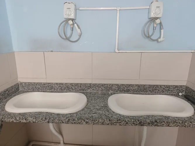 Banheira de fibra de vidro
