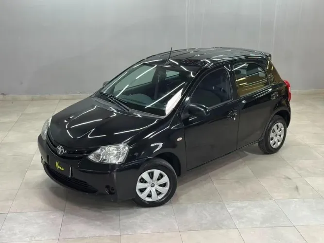 Toyota Etios X 1.3 Flex 16V 5P Mec. 2017