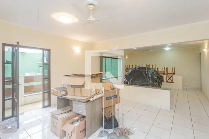 Casa à Venda - Vila Liviero, 4 Quartos, 410 m2