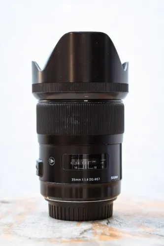 Lente Sigma 35mm F/1.4 Dg Hsm Art Para Canon Ef (Usado)