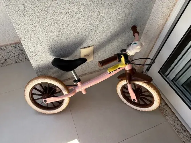 Bicicleta de equilibrio infantil