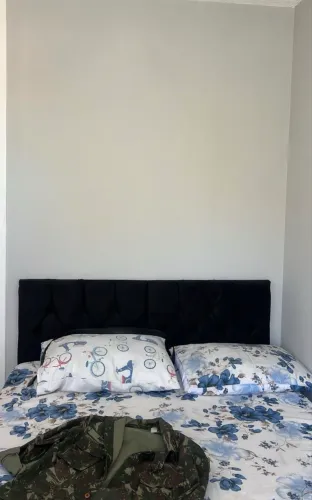 Cama box com cabeceira