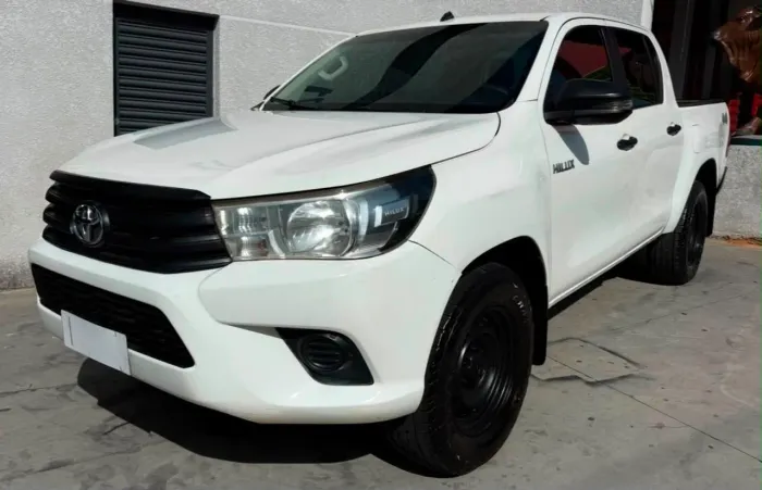Toyota Hilux CD 4X4 2.8 Diesel Mec. 2018