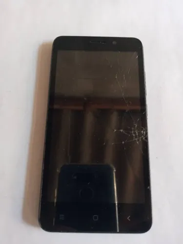 Celular Navcity para arrumar ou tirar peças 