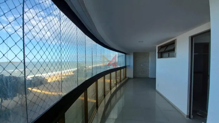 Apartamento 4 suítes FRENTE MAR DE ITAPARICA