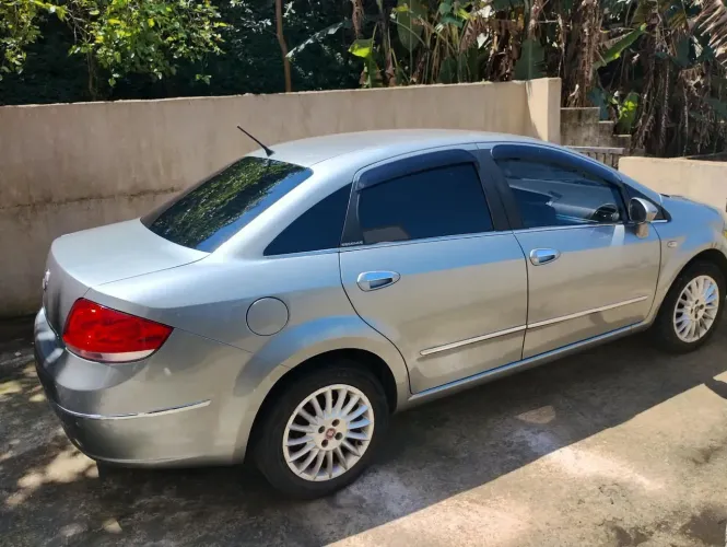 Fiat Linea 1.9/ HLX 1.9/ 1.8 Flex 16V 4P 2009