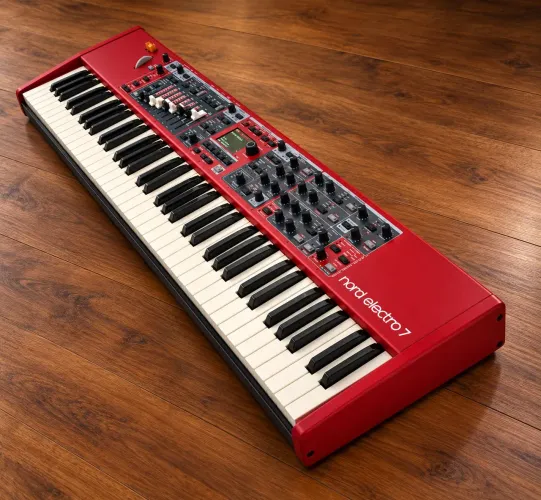 Teclado Stage Piano Nord Electro 7 73 - LANÇAMENTO