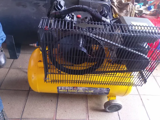 Compressor 10 pés 50 ltros
