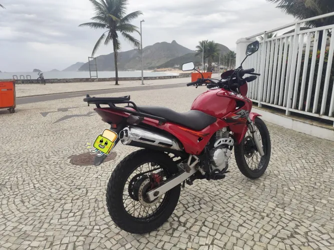 Oportunidade - Falcon NX400 2001
