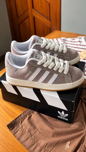 Adidas Campus